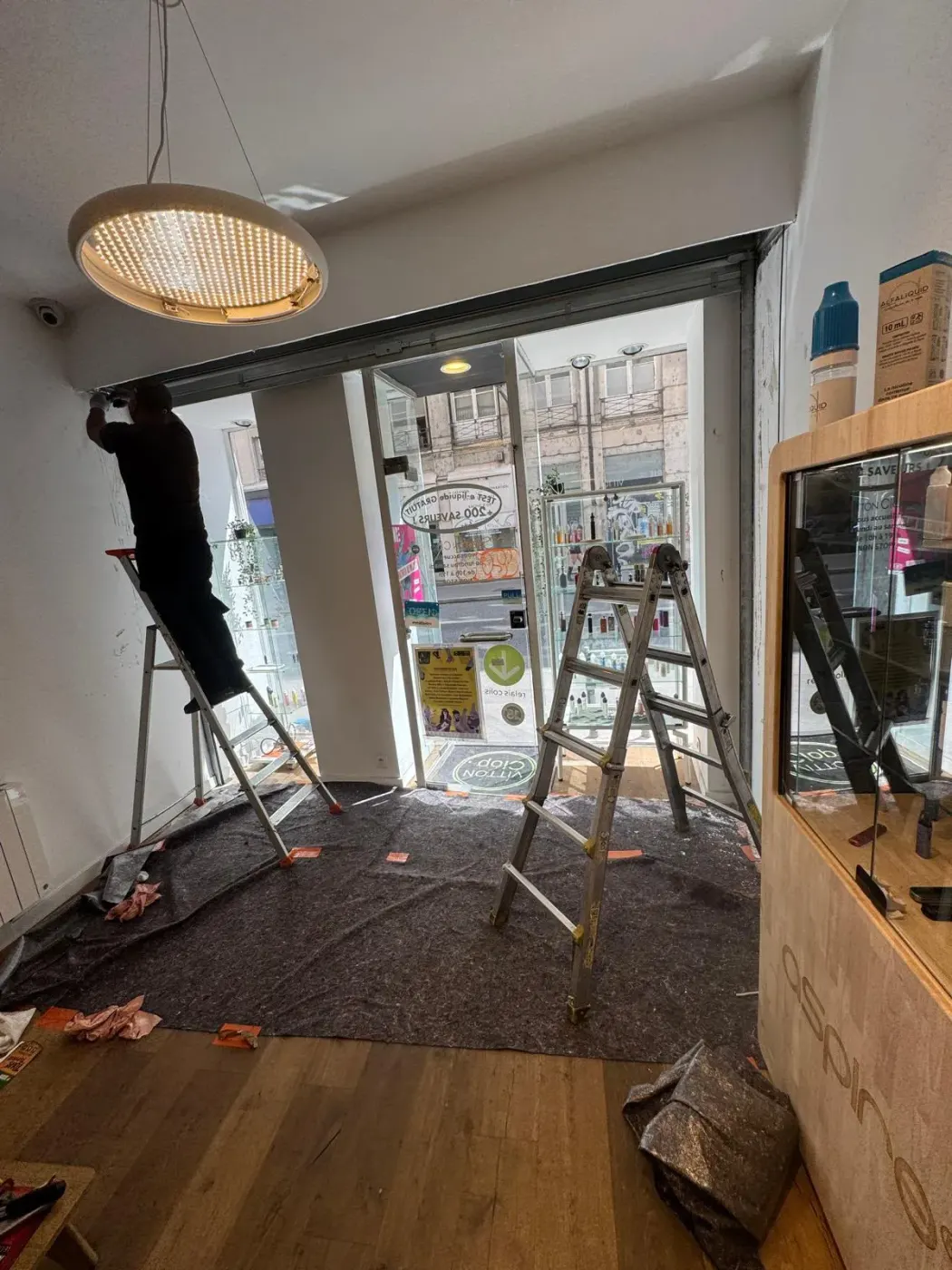 Installation et pose de rideau métallique à Paris 14